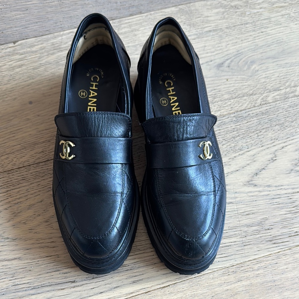 Chanel Black Leather Women’s Loafers